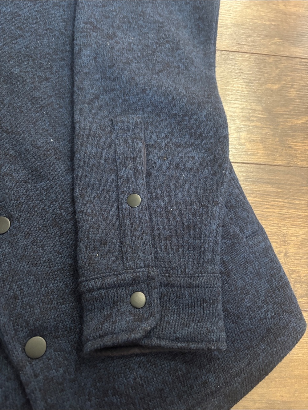 Levi's Navy Snap-Front Lightweight Shirt Jacket - Picture 4 of 4